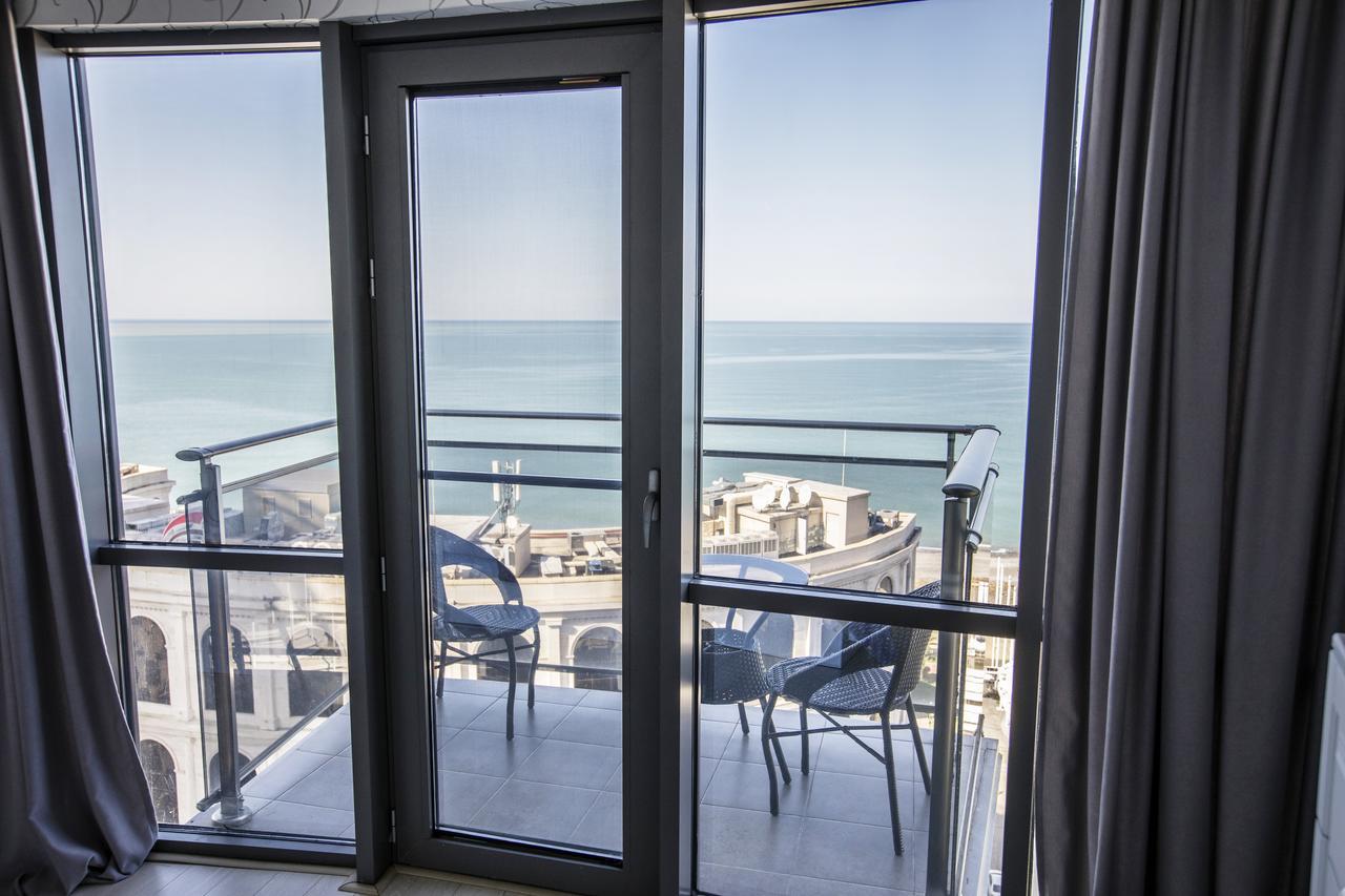 Tina'S Apartments With Panoramic Sea View Batumi Zewnętrze zdjęcie